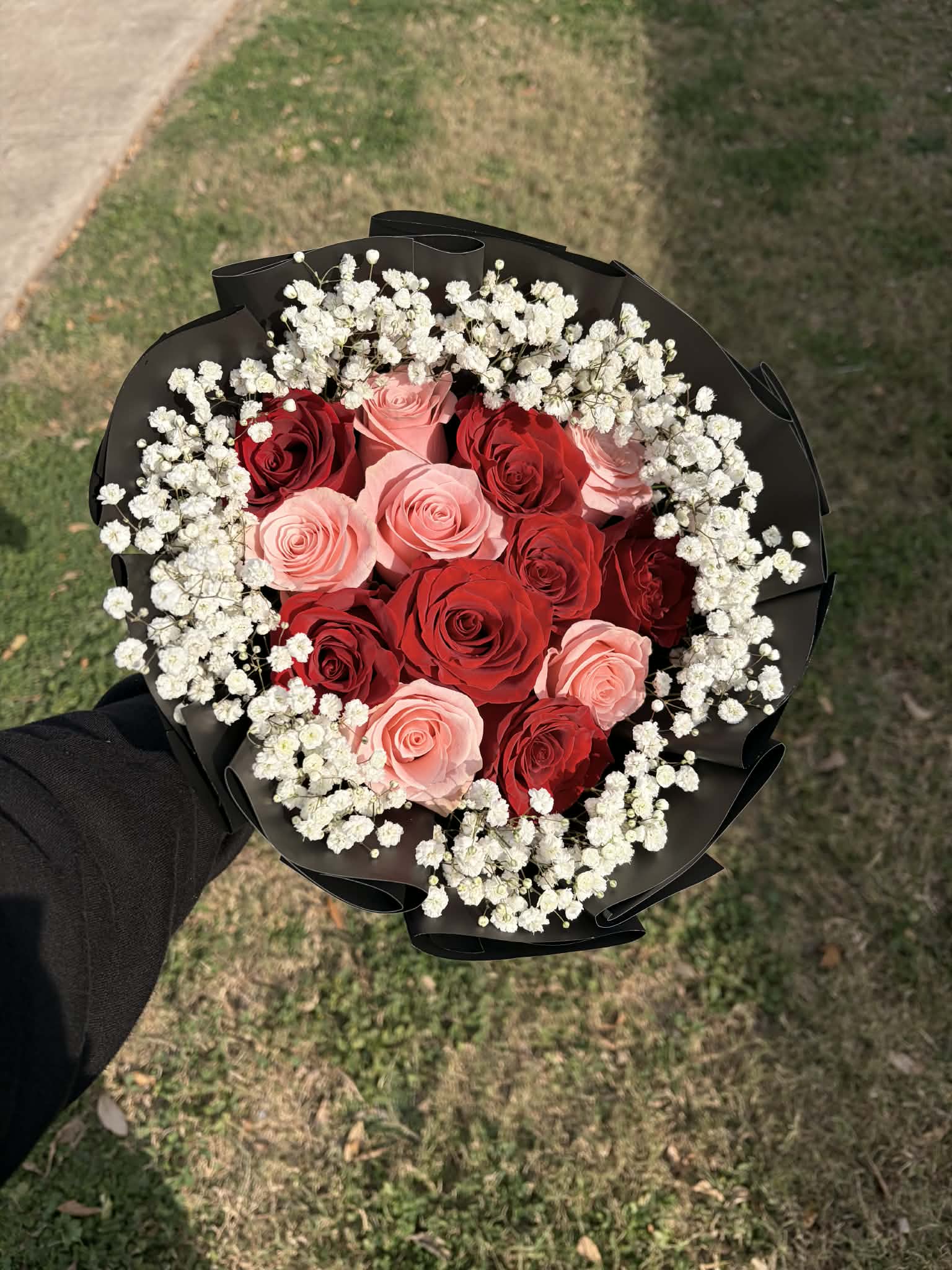 12 count rose bouquet